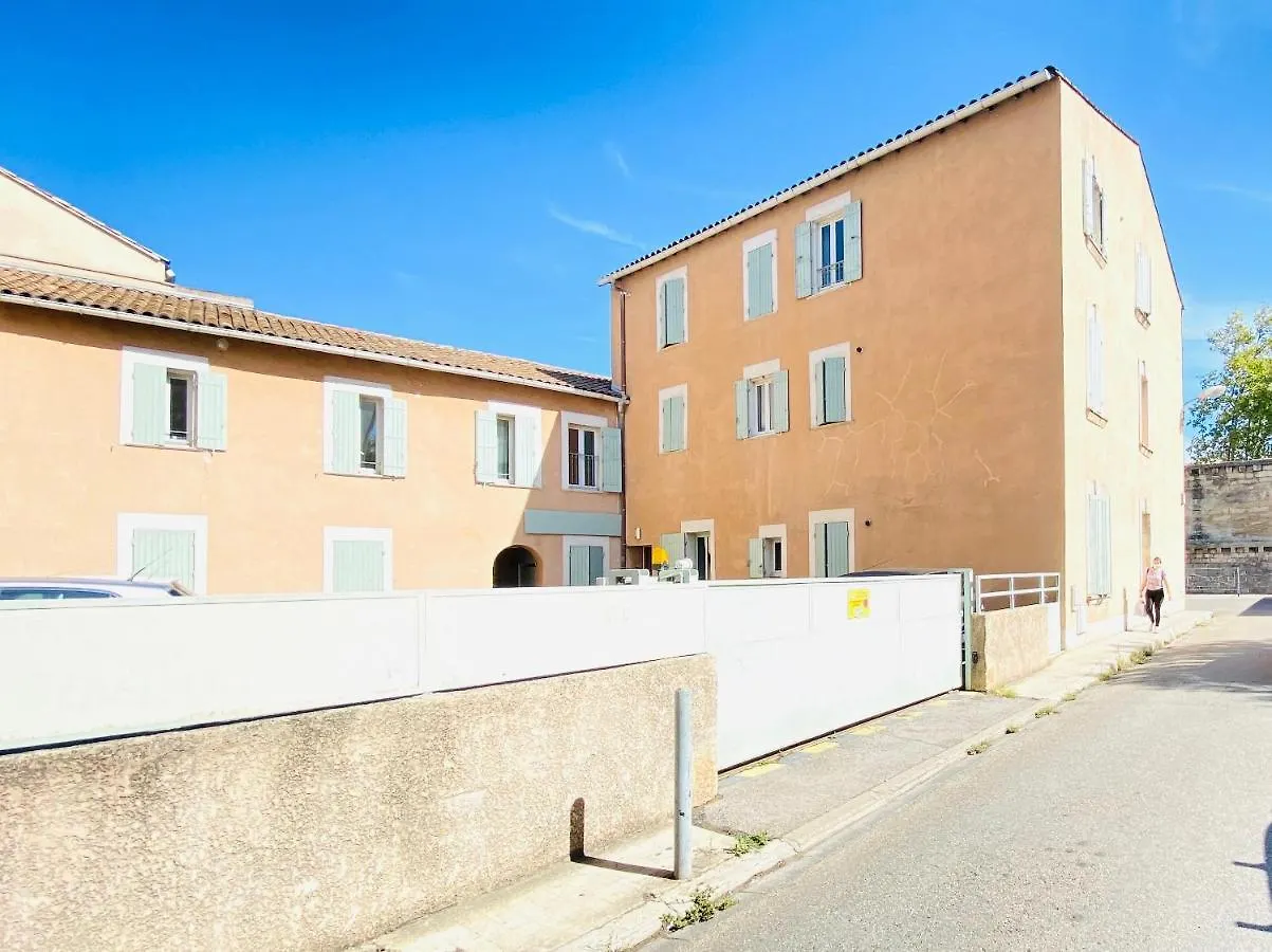 Apartment 50M2-Free Private Parking-Self Check In !! Appartement 50M2 Intramuros-Parking Prive Gratuit-Arrivee Autonome!! Avignon